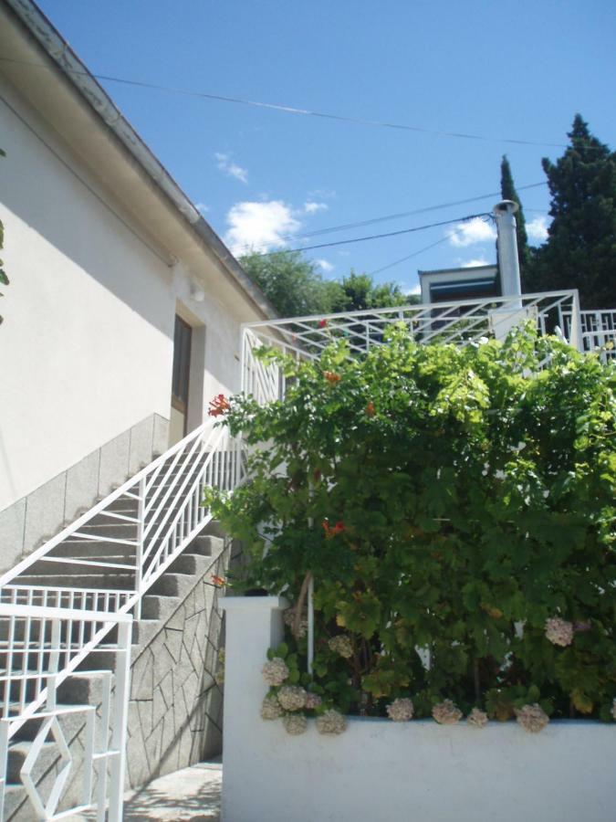 סנג' Apartment Antonija מראה חיצוני תמונה