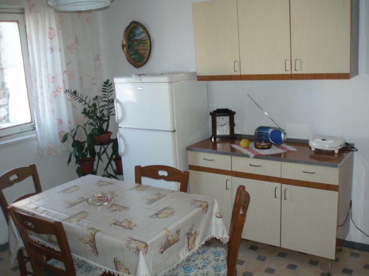 סנג' Apartment Antonija מראה חיצוני תמונה