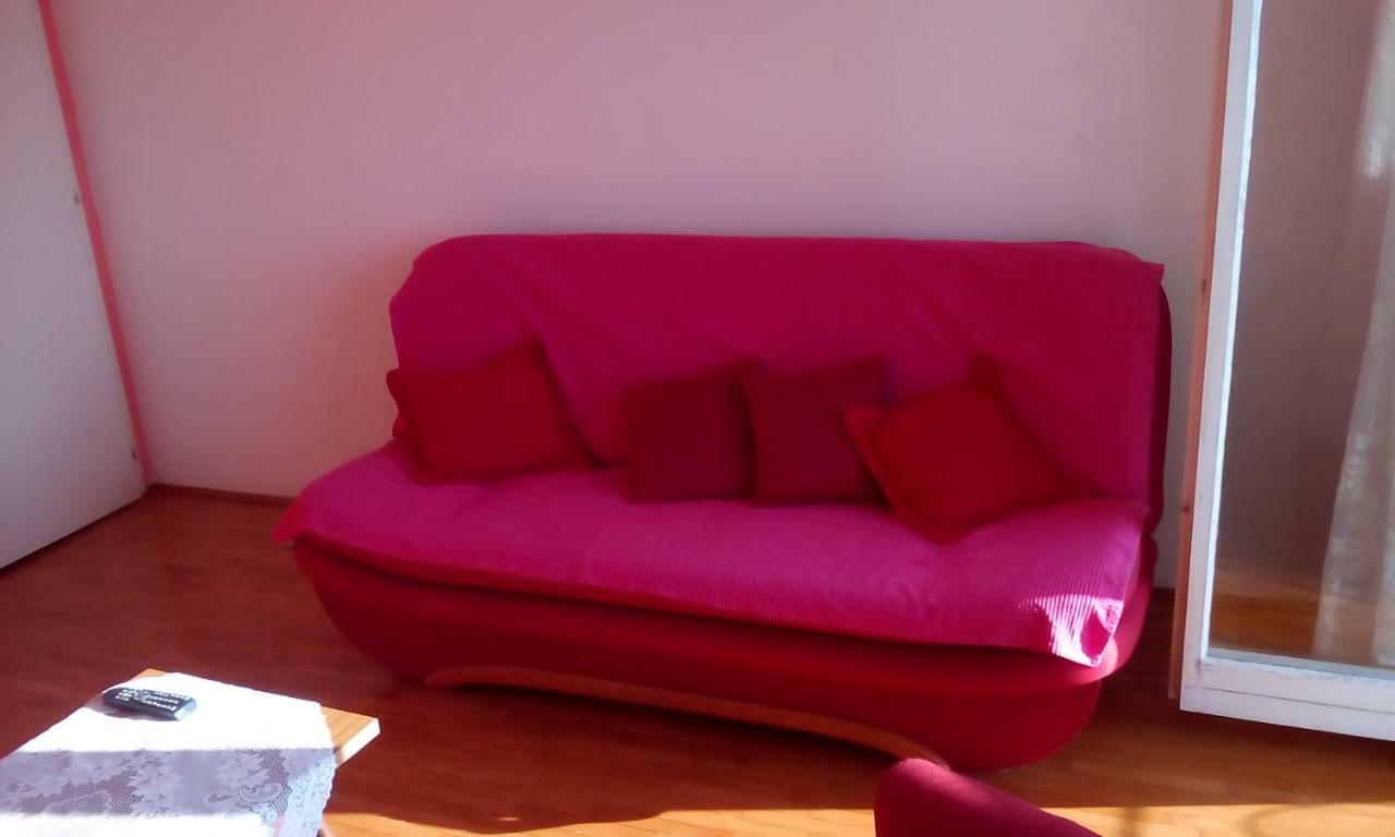 סנג' Apartment Antonija מראה חיצוני תמונה